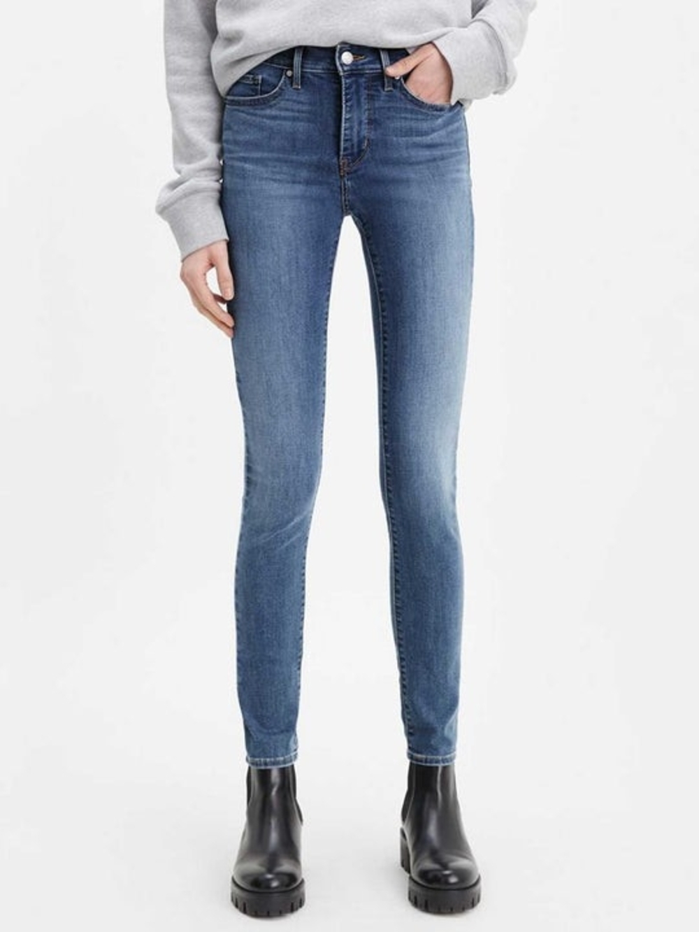 Levi's Women's Skinny Jeans in Blue Wash